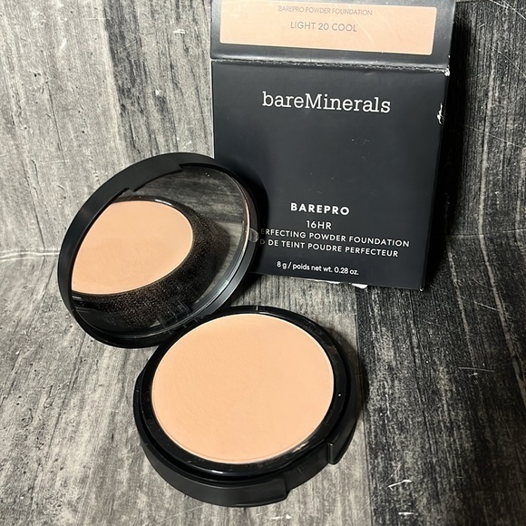 bareMinerals BarePro 16 HR light 20 cool NIB - Picture 2 of 3